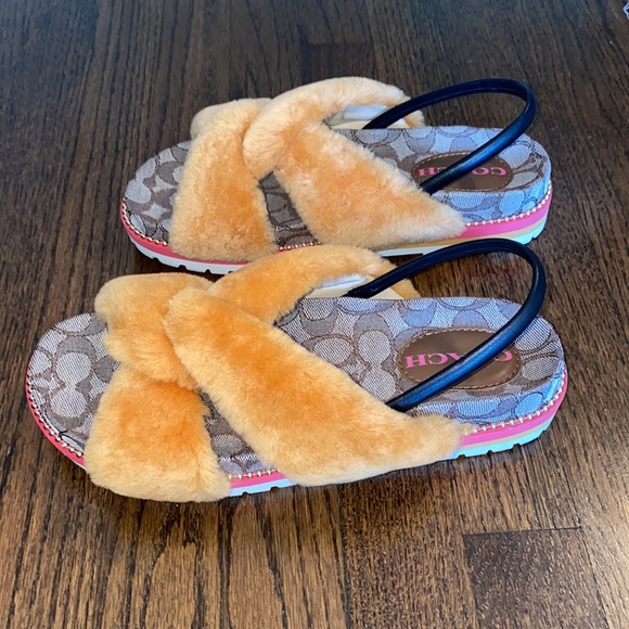 Coach Shearling Signature Tally Sandal With Leather Strap Size 9B - Picture 5 of 10